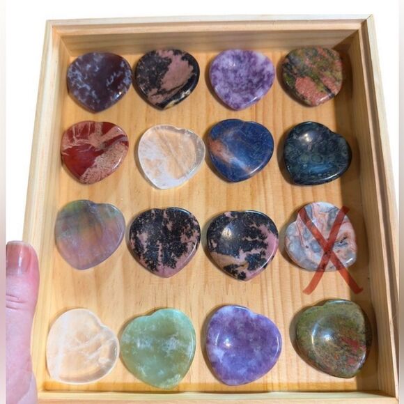 1pc Hand Carved Natural Gemstone Mini Heart Pocket Stone Worry Stone - Picture 1 of 14